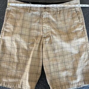 Volcom 38 Beige Checkered Men's Shorts